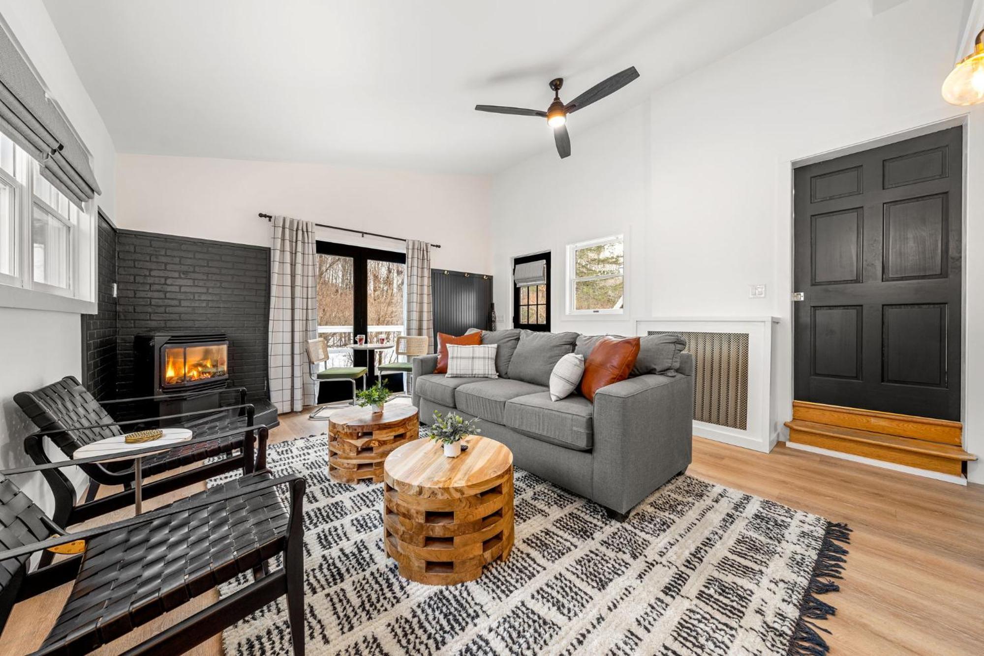 Launchpoint Lodge Lincoln Luaran gambar
